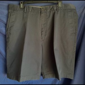 Brooks Brothers 346 Men’s Flat Front Shorts